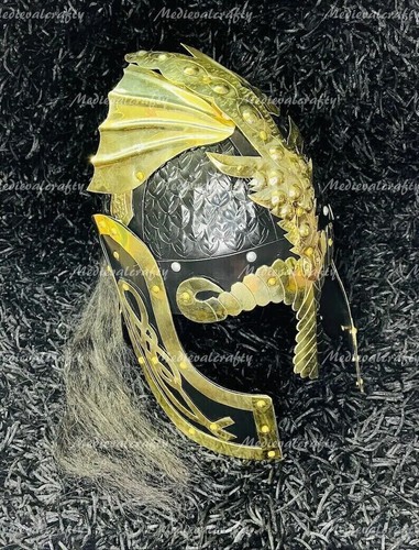 Casque dragon médiéval