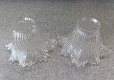 Paire d'anciens abat-jour tulipe en verre transparent