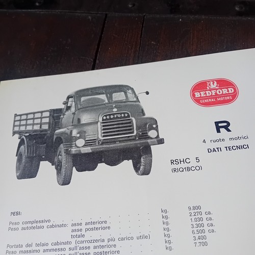 Brochure camions anciens - de,