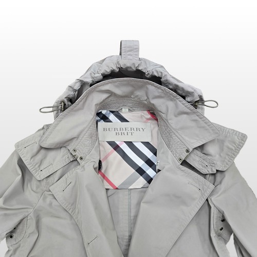 Burberry trench coat - burberry, en