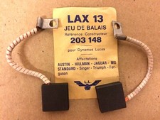 Jeu de balais (charbon) LAX 13
