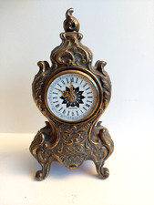 Ancienne petite horloge - petite, de