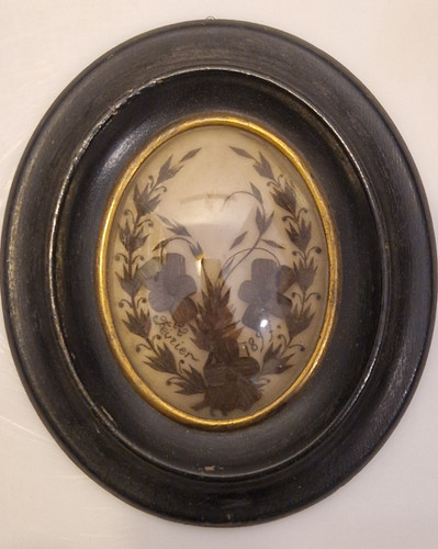 Memento mori cadre ovale - mori,