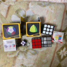 8 Rubik's Cubes 3x3, 3x3,5x5