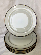 J L Coquet 6 assiettes plates porcelaine Limoges filet or et bleu 25 cm