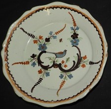 Belle Assiette ancienne (18-19ème) (sans doute La Rochelle?) 22.5 cm