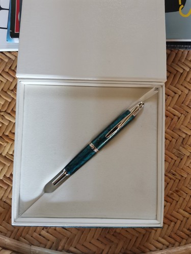 Stylo plume pilot - plume, capless