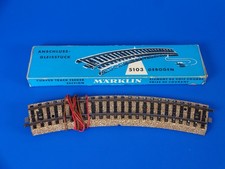 ** MARKLIN  VOIE M elément