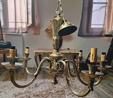 Lustre grand en bronze ancien.