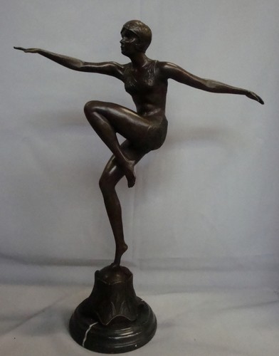 Statue sculpture sexy - sexy, style