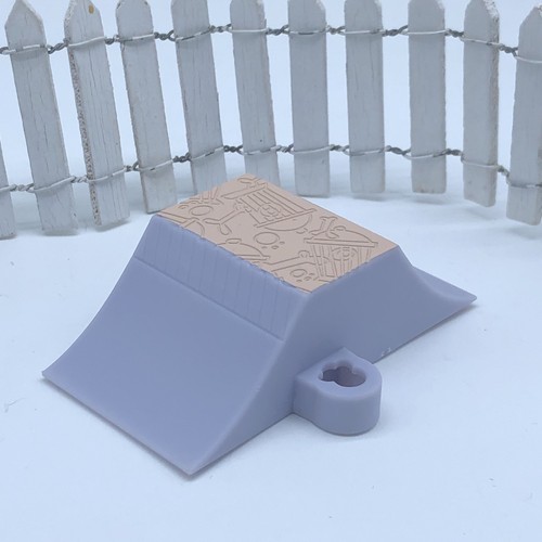 Littlest pet shop ramp - ramp, skate