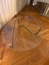 Je vends une table basse Ligne