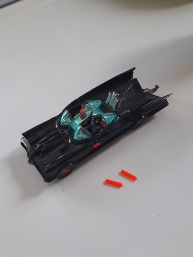 Splendide ancienne batmobile - splendide,