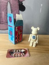 BEARBRICK 100 % SERIE 4 BASIC