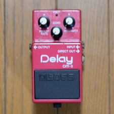 BOSS DM-3 delay pedal