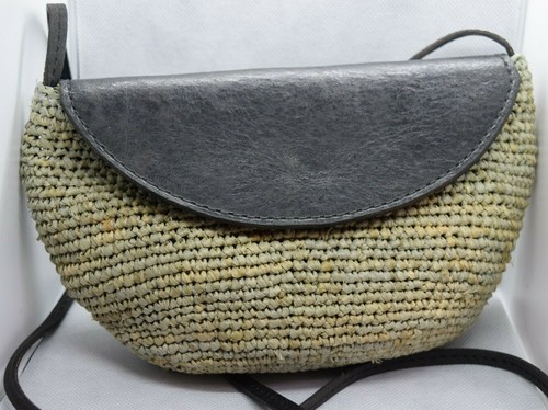 Sac main pochette raphia - à,