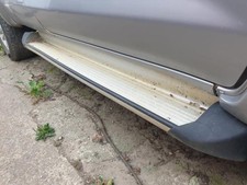 Marche pieds TOYOTA HILUX 4