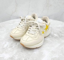 Gucci Baskets avec patch
