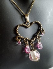 pendentif bronze coeur et perles de verre de Murano et de Bohème création unique