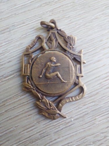 Ancienne médaille sportive - ancienne,