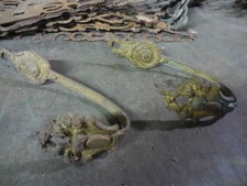 2 jolies embrases patères