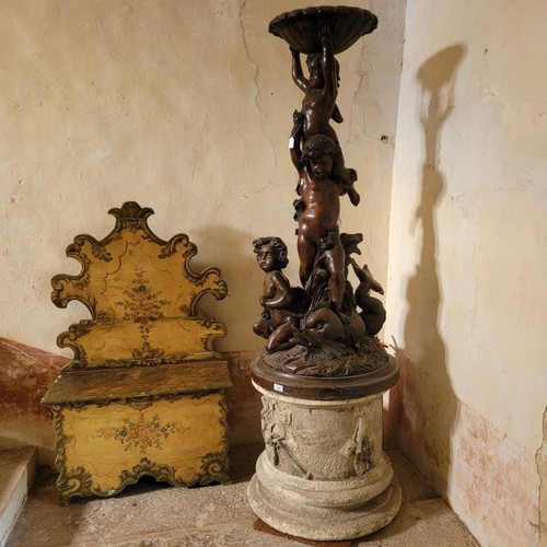 Important groupe sculpté - , en