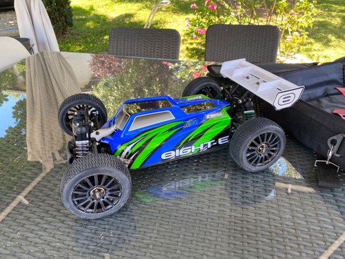 Buggy losy eight e - buggy,