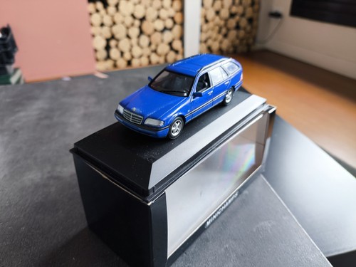 Minichamps 32100 mercedes - 1/43,