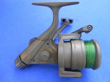 ancien moulinet de pêche " SERT 2300" en Carbone .