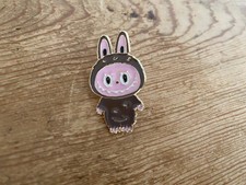 PIN De Solapa LABUBU (Poupée Chinoise) - Pour Collectionneurs - 3,3 X 1,8 Cm