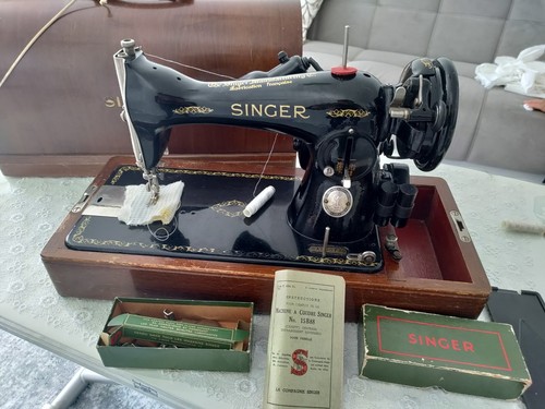 Machine coudre ancienne - à,