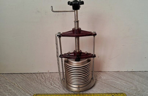 Vintage lab demo press - vintage,