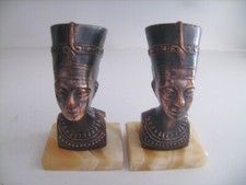 Jolis serre-livres "buste de Nefertiti" en cuivre sur socle en albâtre 15 X 9 cm
