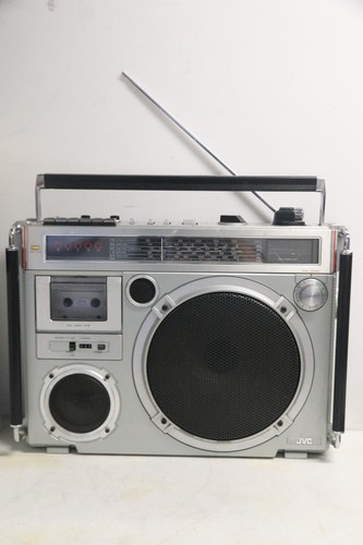 Occasion reviser boombox - :,