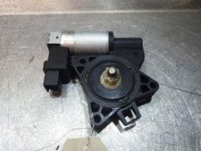 Moteur leve vitre avant droit