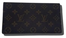 LOUIS VUITTON Porte Chequier