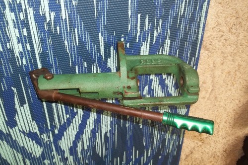 Rcbs reloading press - jr,