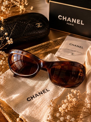 Lunettes soleil chanel - lunettes,