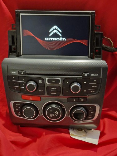 Ecran gps couleur multimidia - gps,