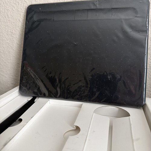 Wacom intuos graphics drawing - graphics,
