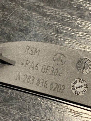 Mercedes benz w203 2000 - c,