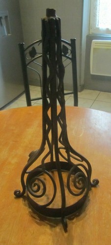 Ancien pied lampe fer forge - ancien,