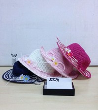 Chapeau Bleu Fille Élégante