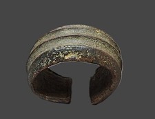 Art africain. Ancien bracelet