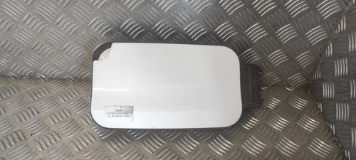 Trappe réservoir carburant - ,