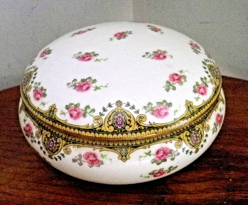 Bonbonnière porcelaine de - porcelaine,