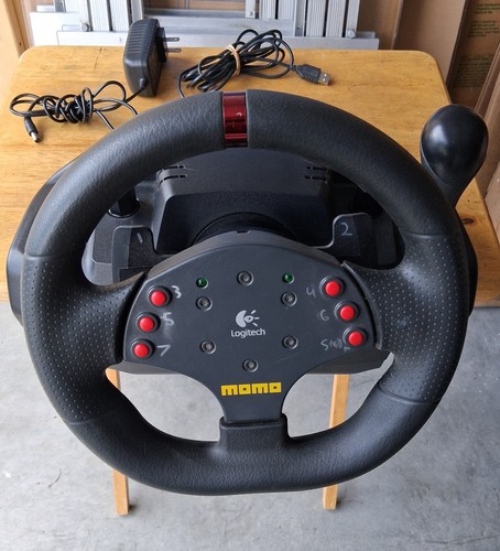 Logitech momo racing force - logitech,