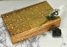 Boîte en bois de puces en laiton incrustées gravées à la main Organisateur...