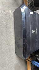 Malle/Hayon arriere PEUGEOT
