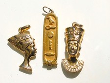 LOT de 3 PENDENTIFS EGYPTIENS